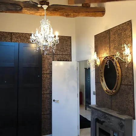 Atico De Diseno Con Terraza. *